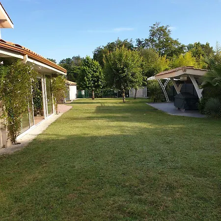 2 Privatunterkunft